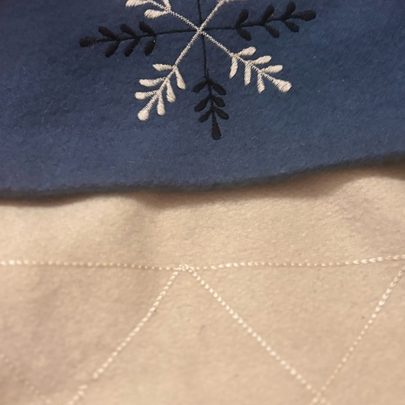 set ofTWO matching handmade Christmas stockings. - Picture 15 of 15